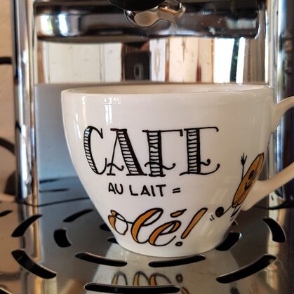M - Café au lait = olé!