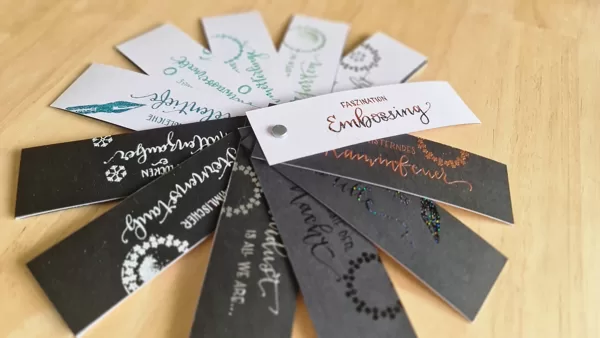 Fächer Embossing-Farben