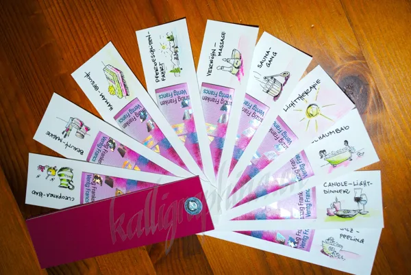 Gift-fan made of banknotes