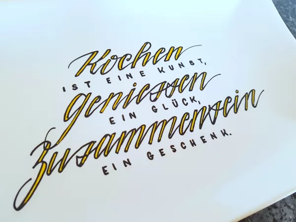 Spruch auf einem Teller