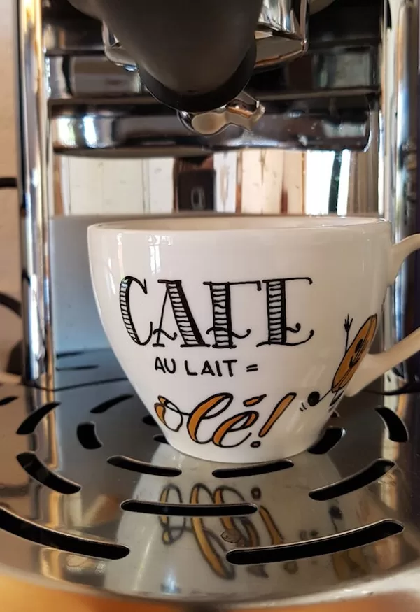 M - Café au lait = olé!