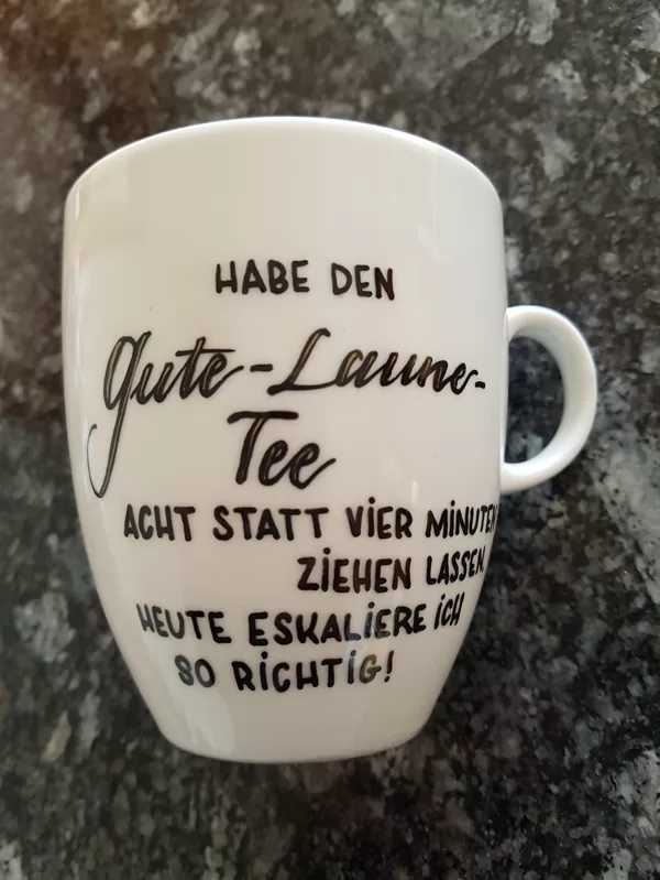 XL - Habe den Gute-Laune-Tee acht statt vier Minuten ziehen lassen. Heute eskaliere ich so