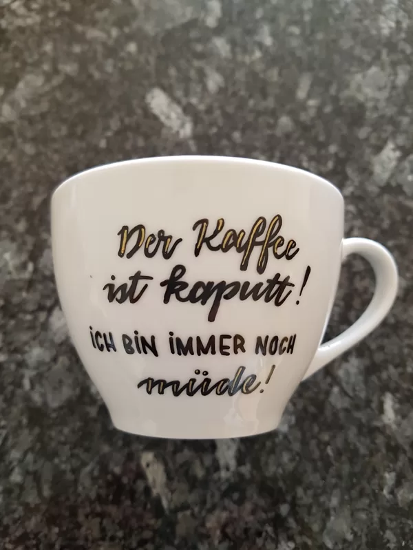 M - Der Kaffee ist kaputt! Ich bin immer noch müde!